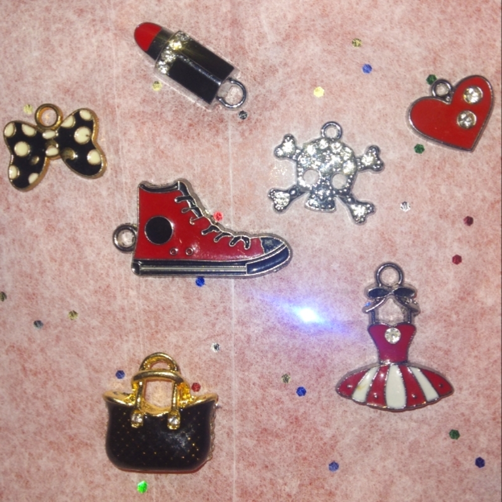 Charms red lot